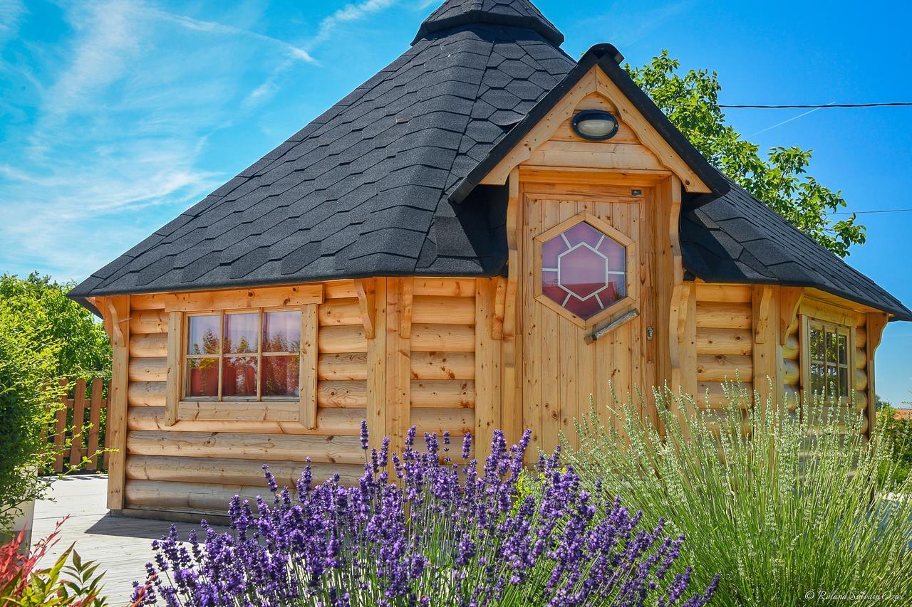 Domaine De La Courillere Bed & Breakfast Le Boupère Eksteriør bilde
