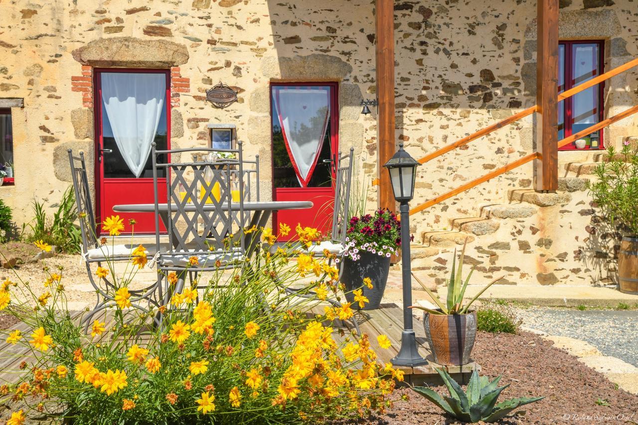 Domaine De La Courillere Bed & Breakfast Le Boupère Eksteriør bilde