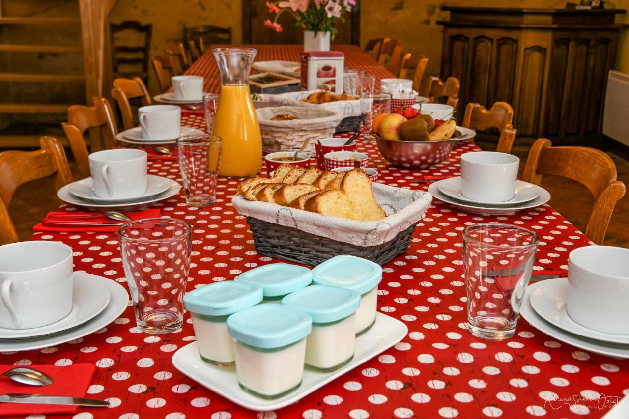 Domaine De La Courillere Bed & Breakfast Le Boupère Eksteriør bilde